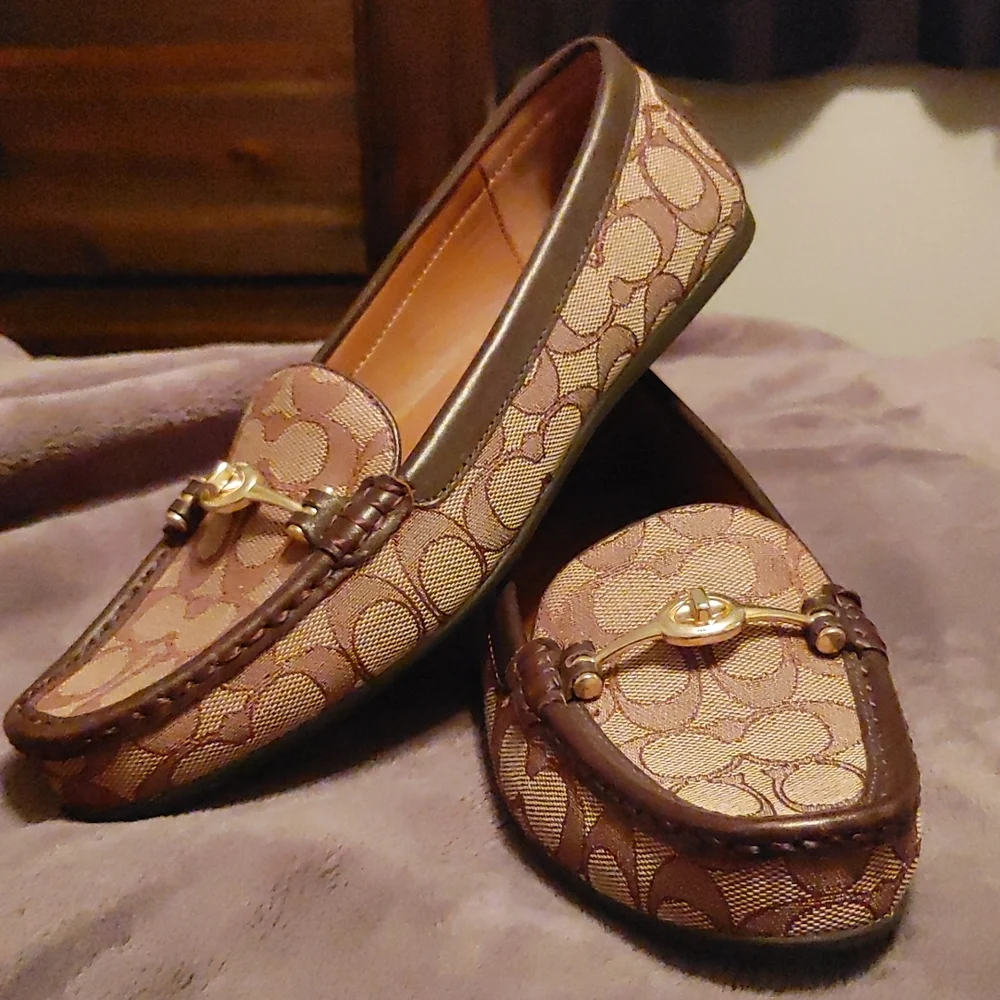Coach Loafers - Picture 2 of 4